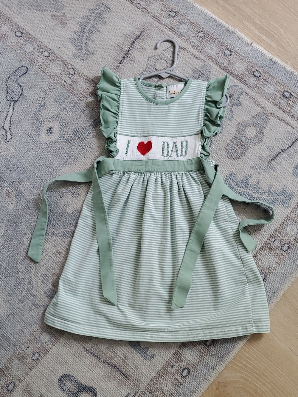 Babeeni Girls Hand Smocked I love Dad Embroidered Dress Sz5
